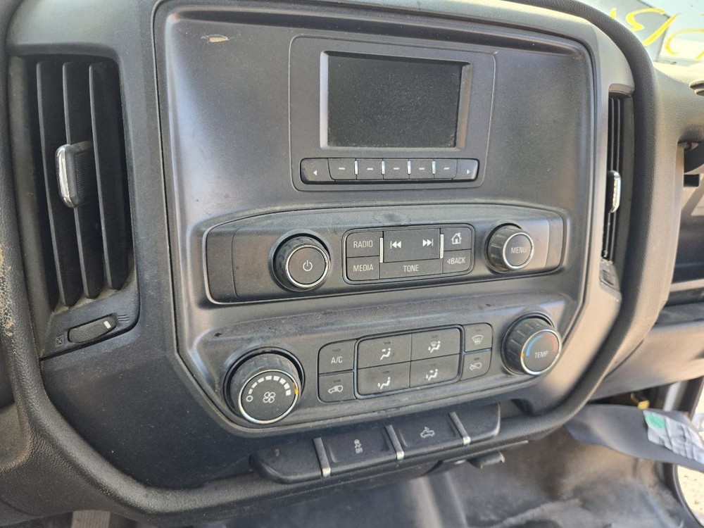 2014-2017 Chevy Silverado 1500 Radio Display and Control Panel 4.2" Opt IO3