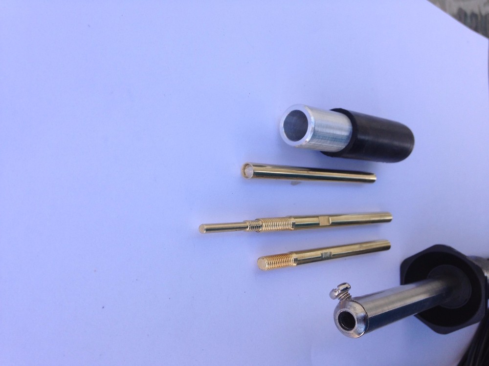 Arrow Insert Removal Tool Kit Heats insert from inside, with "DEEP SIX "stud