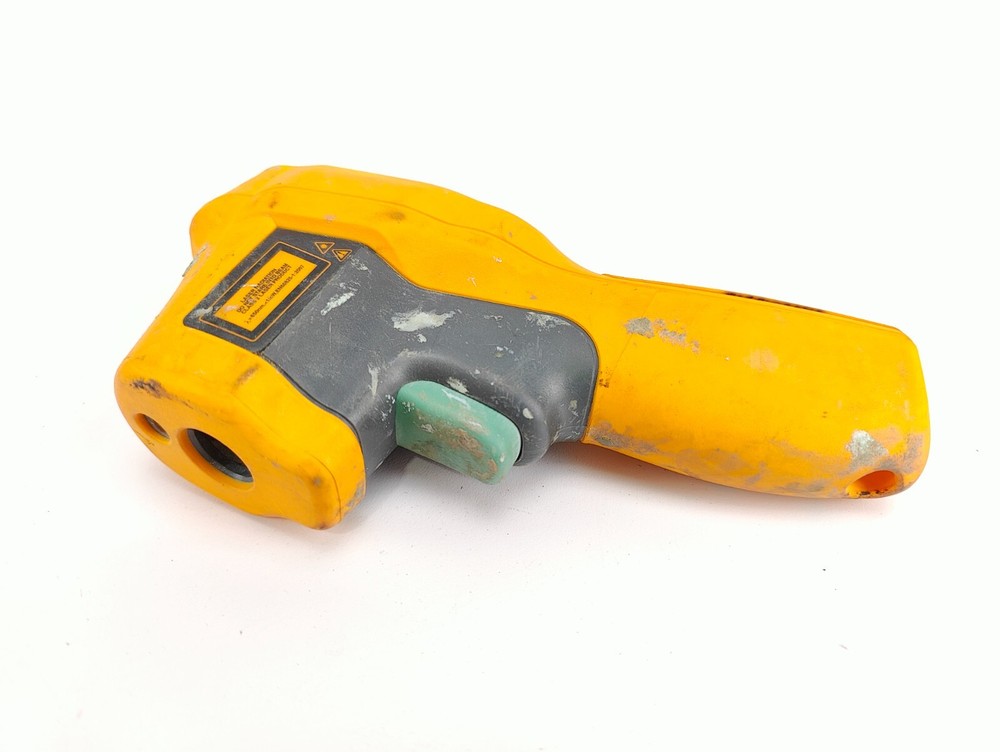 Fluke 62 MAX Thermometer