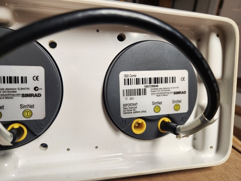 Simrad IS20 Sail Pack Wind/Combi Depth & Speed, with Graphic Display & NavPod