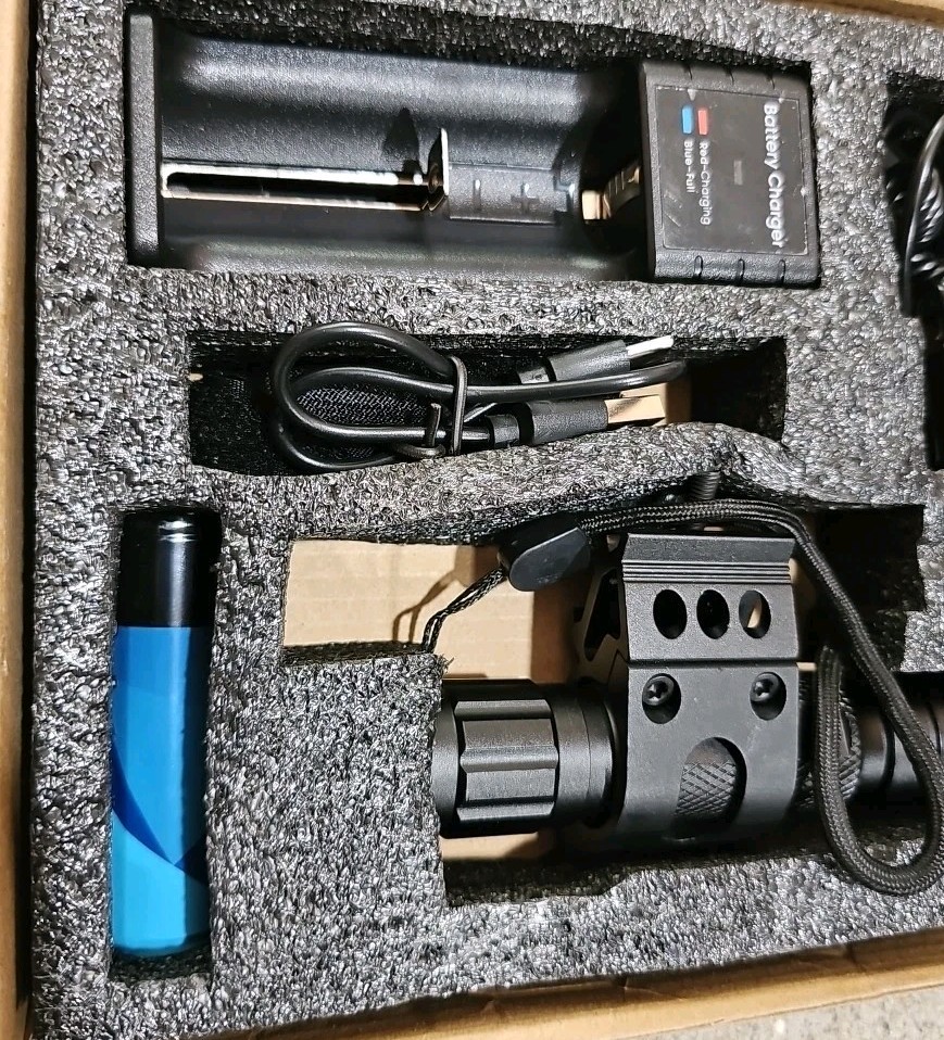Feyachi FL11-MB Tactical Light, Open Box
