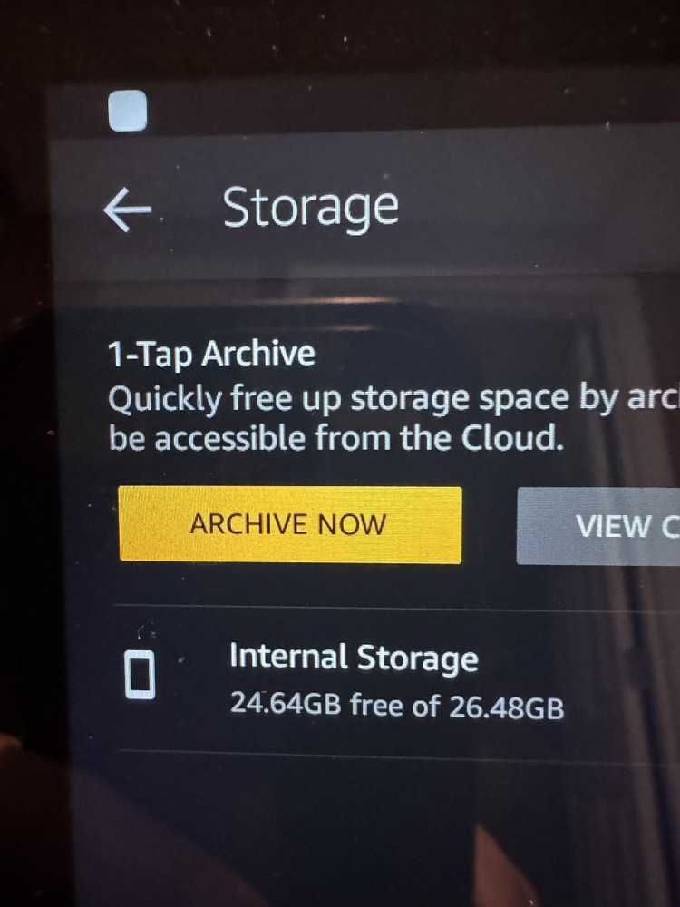 Amazon Fire HD10 7th Generation Black 32GB Bundle - Includes Case & Charger