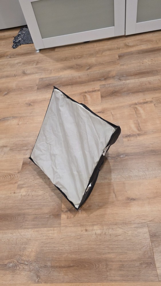 WESTCOTT / APOLLO MINI LIGHT MODIFIER / SOFTBOX - 18" X 18"