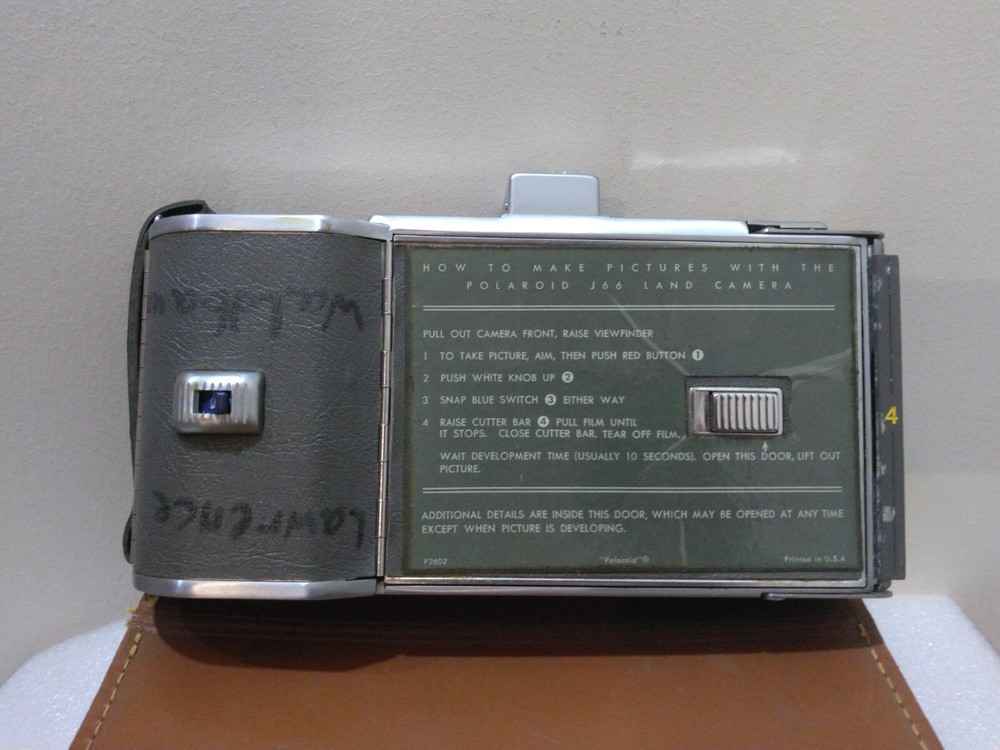 Vintage Polaroid Model J66 Land Camera With Leather Case untested
