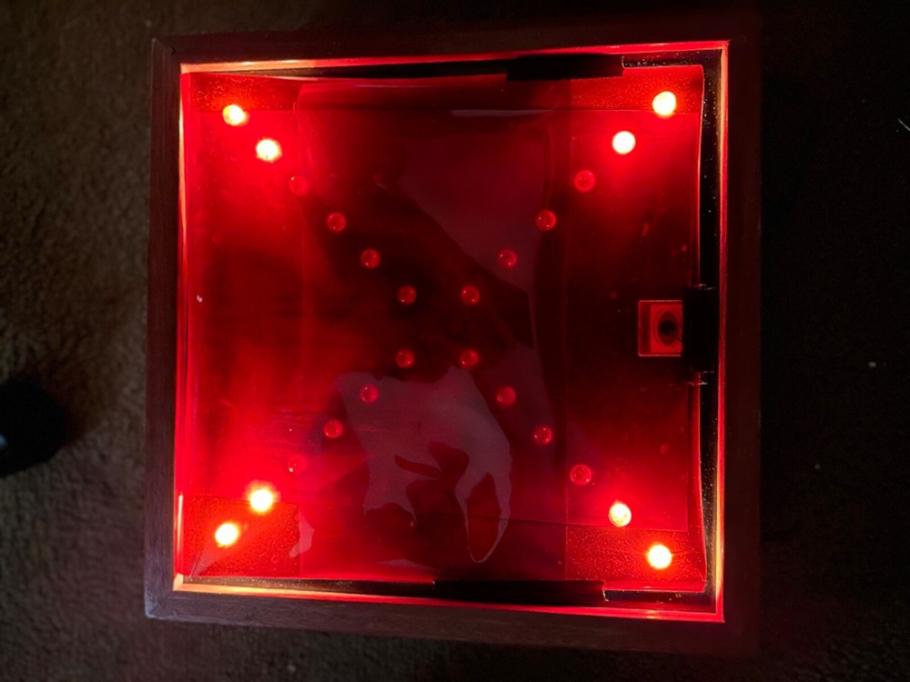 OCUTRON OCULAR FIXATION LIGHT