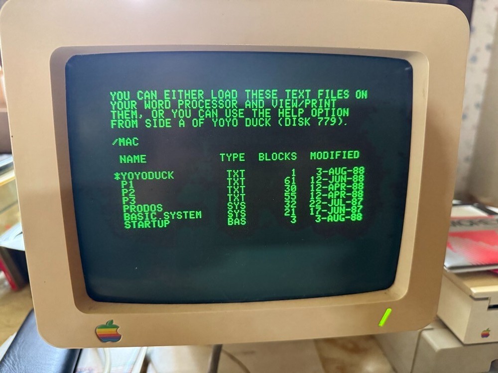 Apple 2 software: PUBLIC DOMAIN EXCHANGE - Yo Yo Duck - 5.25 disk