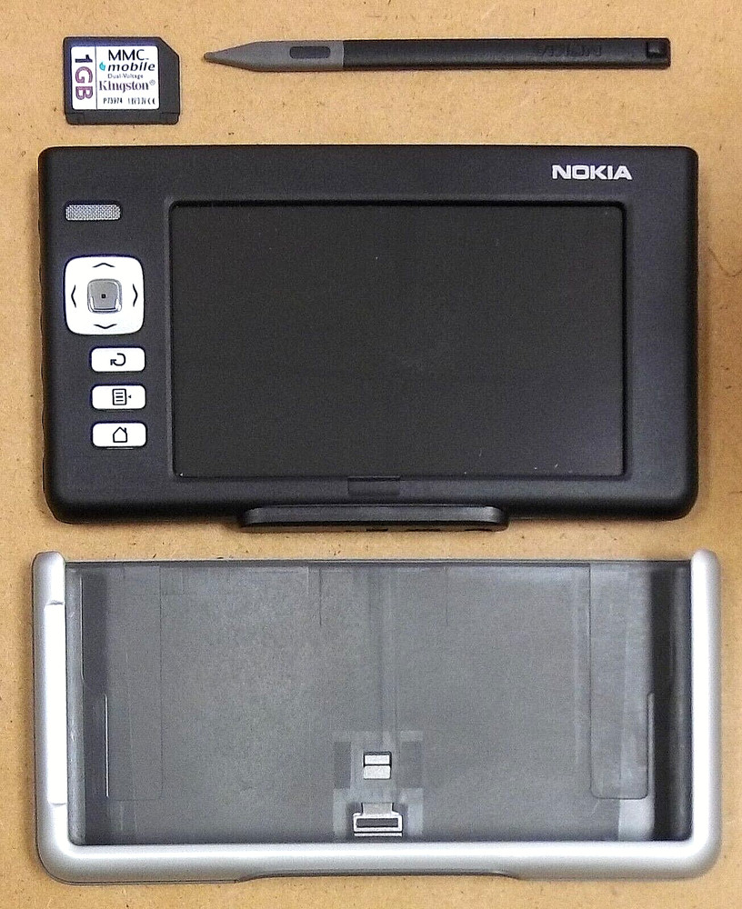 Nokia 770 - Black and Silver ( Maemo 2.2 ) WiFi and Bluetooth Internet Tablet