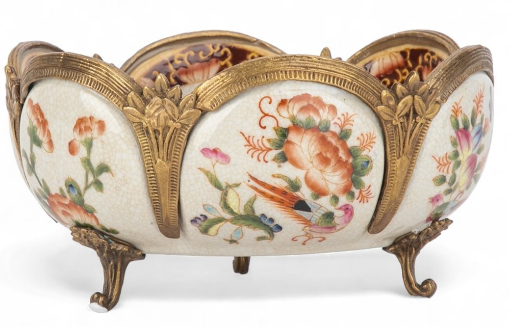 Regency Porcelain Cachepot Scallop Small Planter with Bronze Ormolu-7.5'' x 4''H