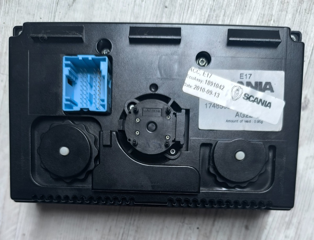 SCANIA AIR CON / HEATING CONTROL PANEL