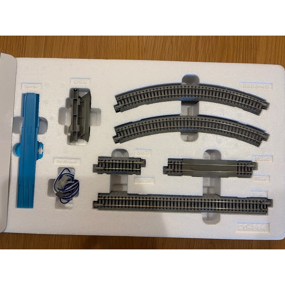KATO 20-864 N Scale Inner Oval Set Variation V5 Inside Loop Track