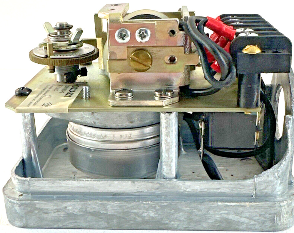 Eagle Signal, HD32A621, 55 Second Reset Timer, Industrial Timer, new (E8)