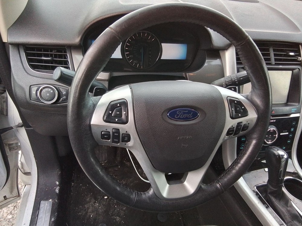 2014 Ford Edge Front Center Dash Mounted 8' Touch Screen from 04/09/14