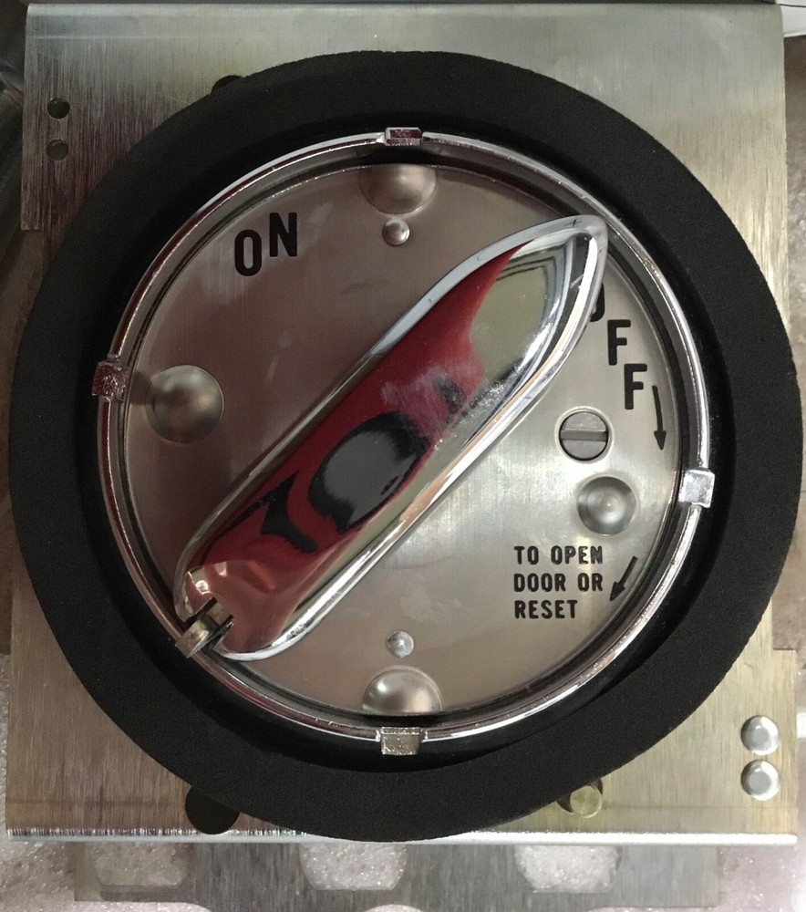 SIEMENS F6RH1 MCCB FIXED DEPTH OPERATOR