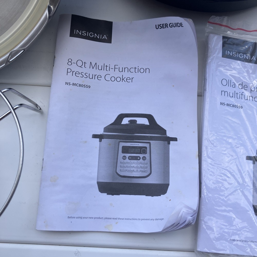 Insignia NS-MC80SS9. 8 qt. Multi-Function Pressure Cooker. Barely Used