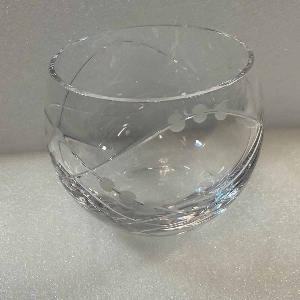 Etched Crystal Cup Glass With Geometric Design KitchenGnu