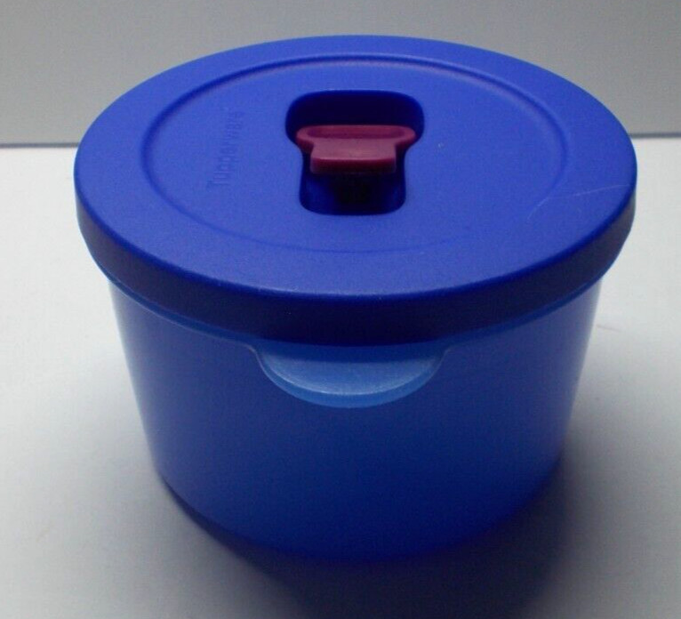 Tupperware 3155B Microwave Soup Cup 16 Oz. Vented Lid
