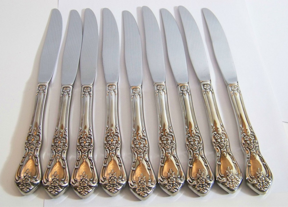 9 Oneida Kennett Square  Dinner Knives modern hollow