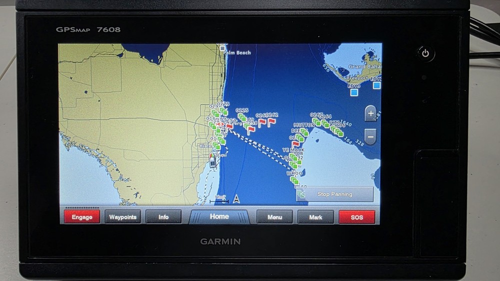 Garmin GPSMAP 7608 8" Marine GPS Chartplotter – Touchscreen – Complete Kit]