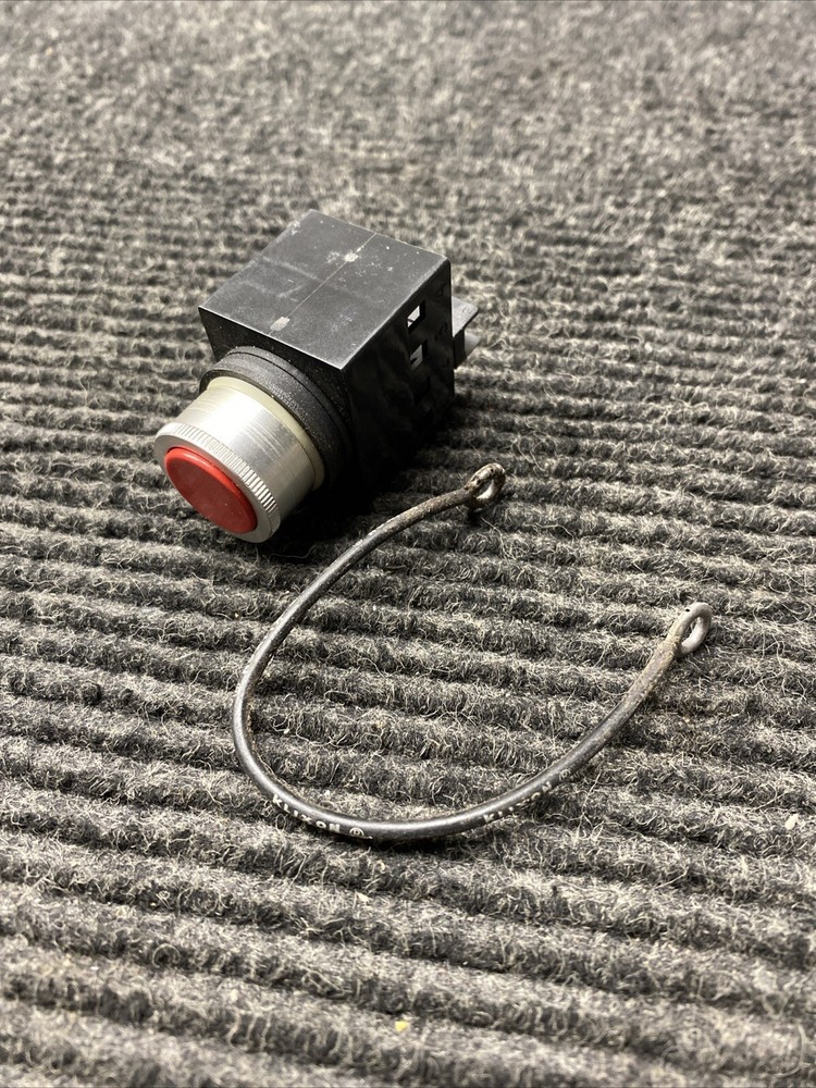 New Micro Swith PWP33D Pushbutton