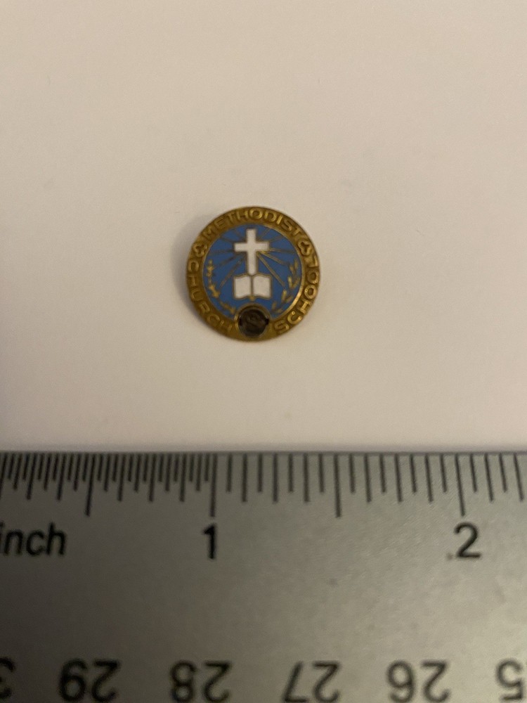 Methodist Church School Lapel Pin P169