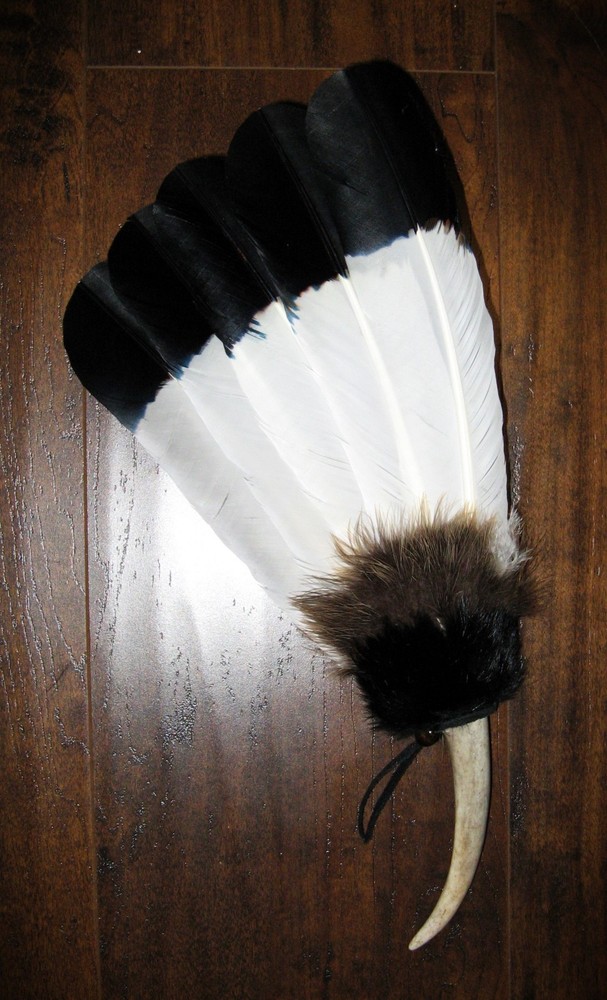 IMITATION EAGLE NATIVE AMERICAN SMUDGE FEATHER FAN ANTLER