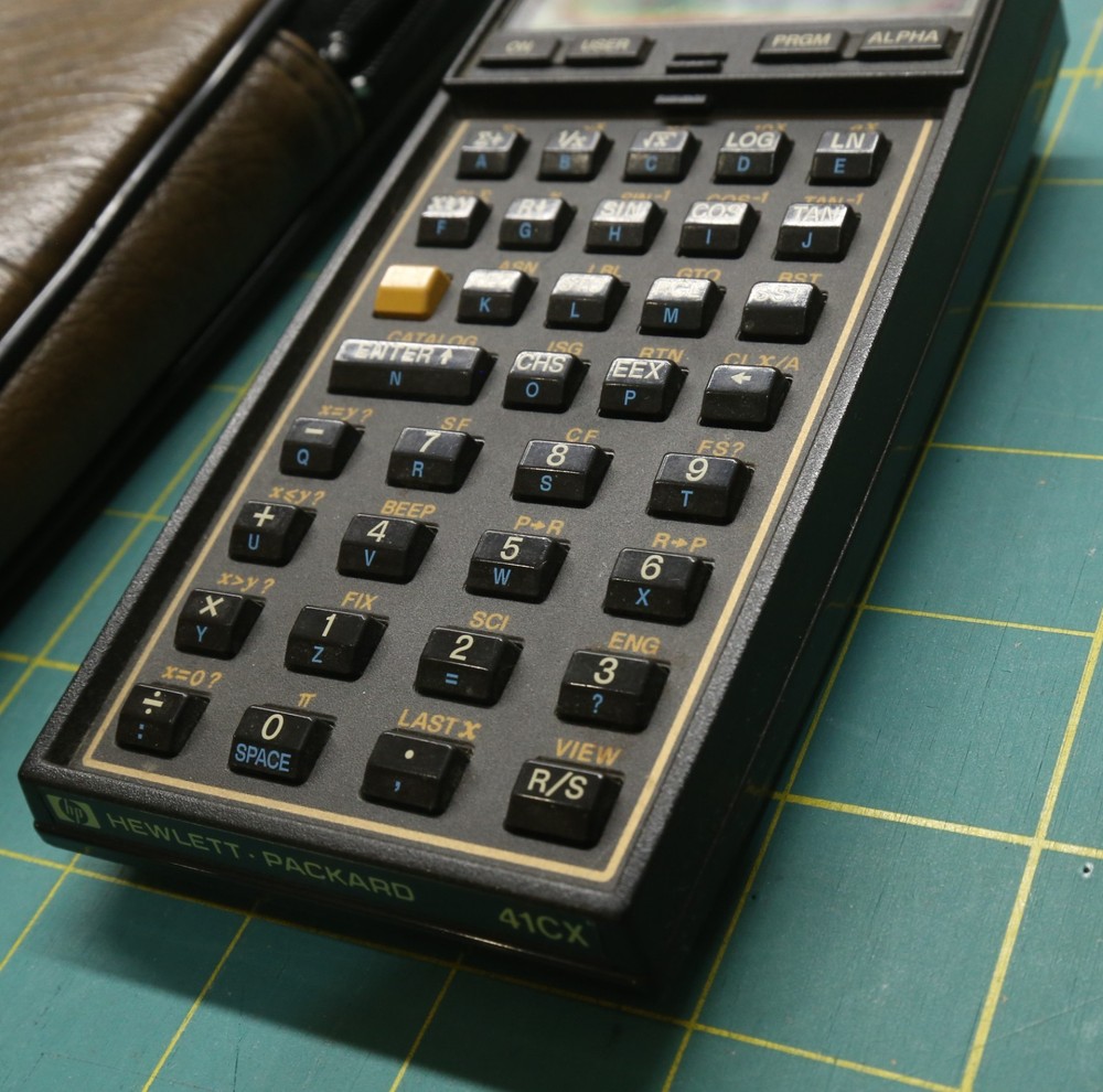 Hewlett Packard HP-41CX Fullnut Calculator - Works Though has a Display Issue
