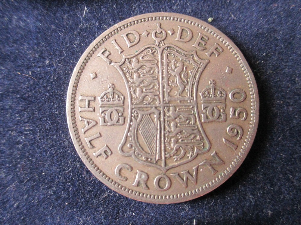 British HALF CROWN coin, circulated, 1950