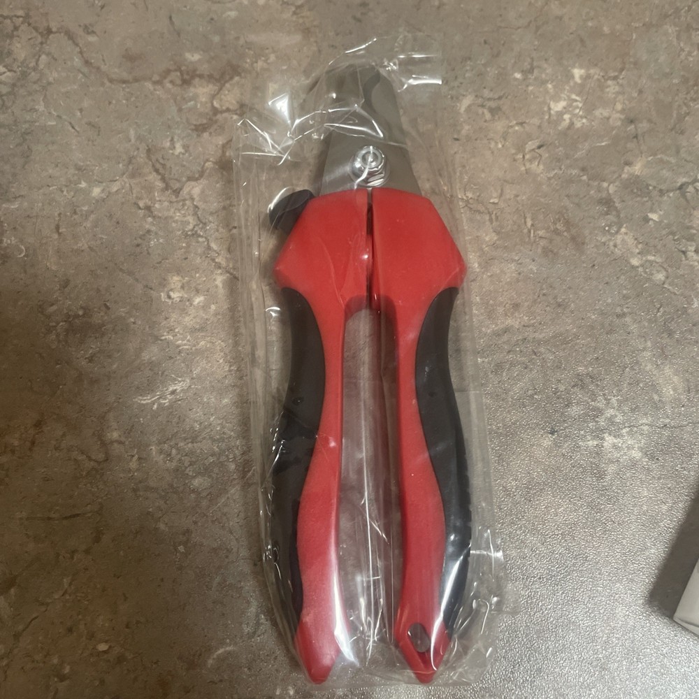 Shear cutter cable cutters