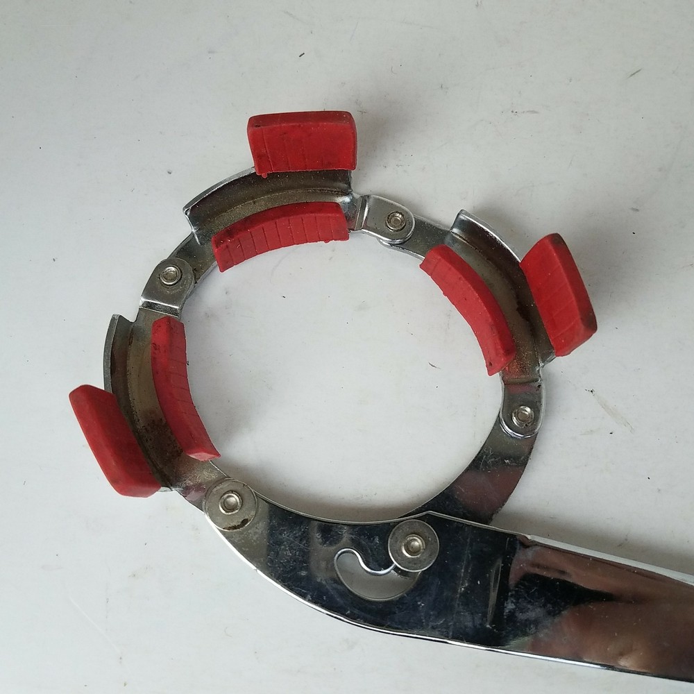Adjustable Lid Clamp Jar Bottle Opener