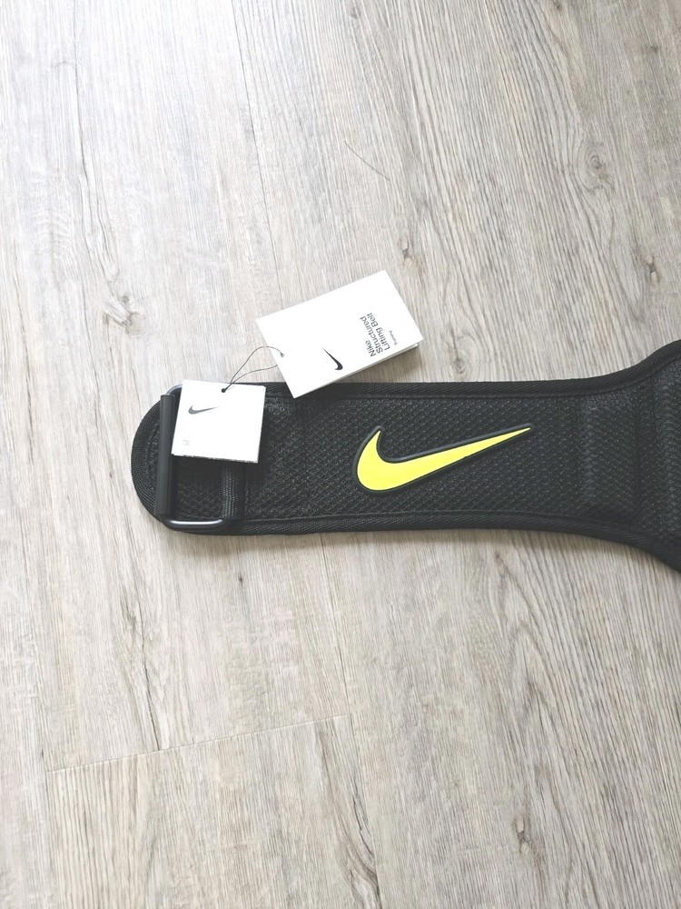 Nike Structured Training Belt 2.0 Size Large, Black/Volt Unisex NWT