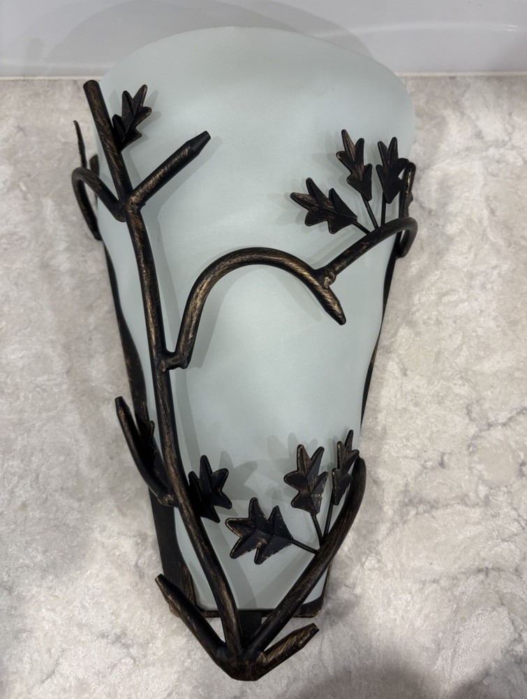 Metal Leaf Wall Sconce Battery Operated