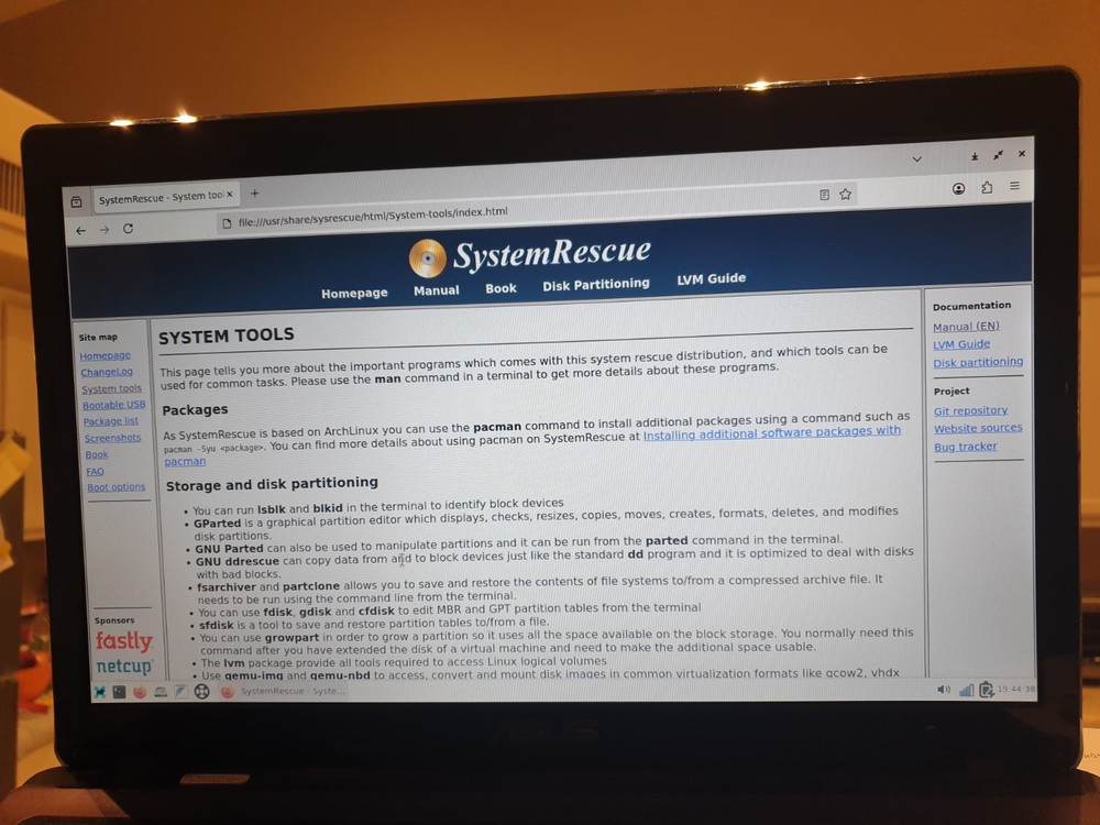 Linux SystemRescue V12.03, 64-bit, Bootable Live USB Flash Drive