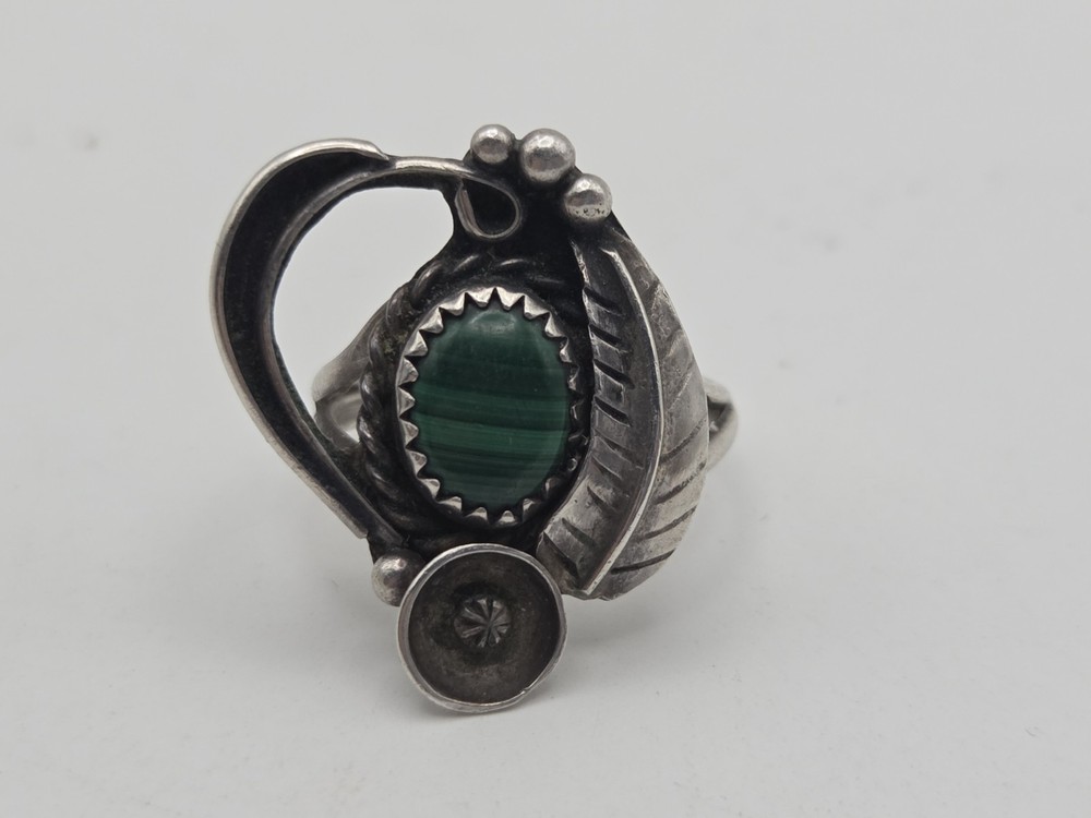 925 Vintage Malachite Native Ring Sterling Silver Size 5.5