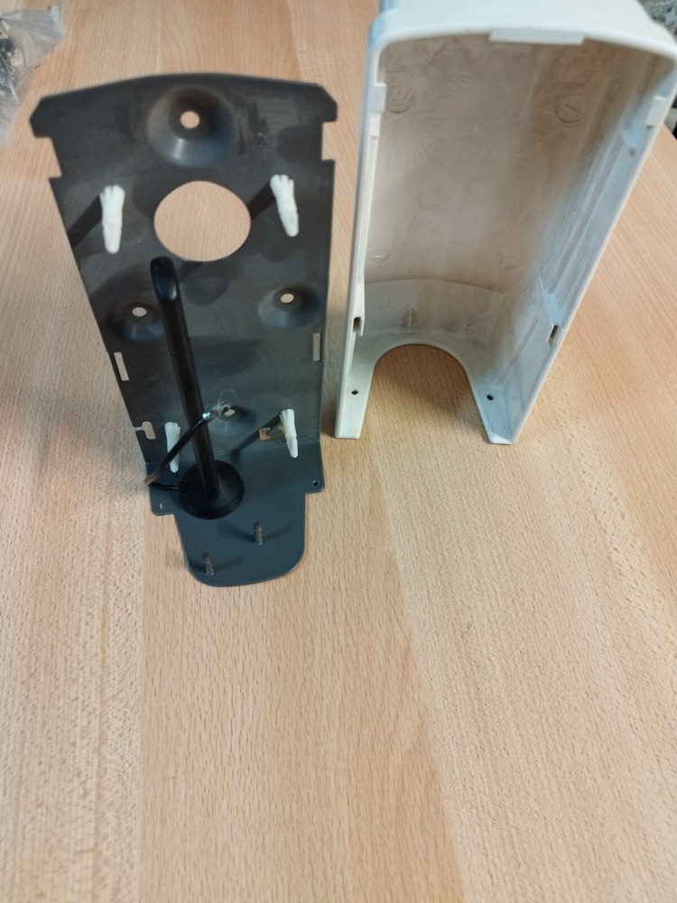 Bentel Anti-Theft Antenna Container