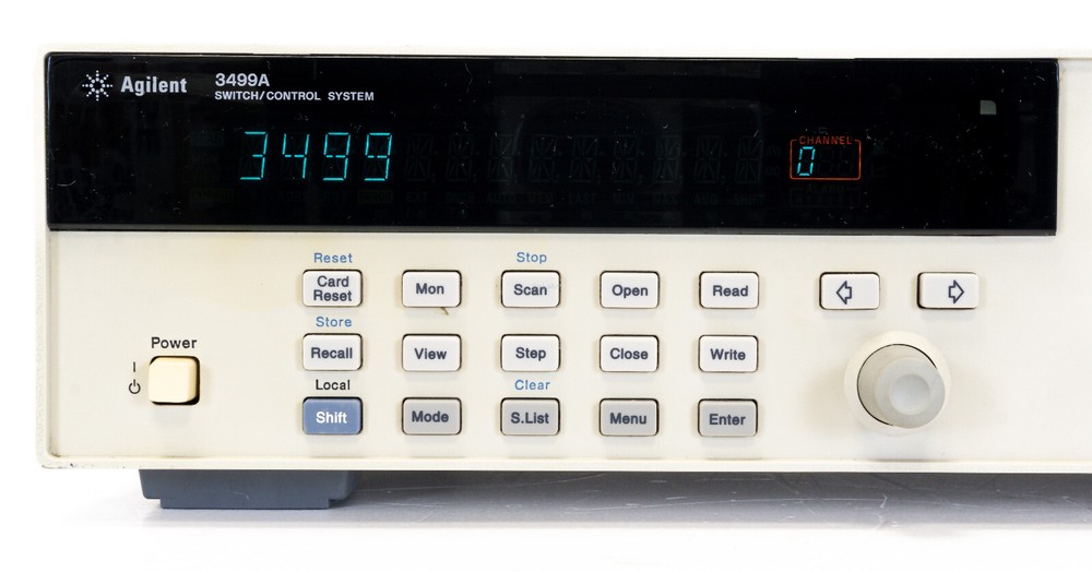 HP Agilent Keysight 3499A 5-Slot Switch Control System Mainframe
