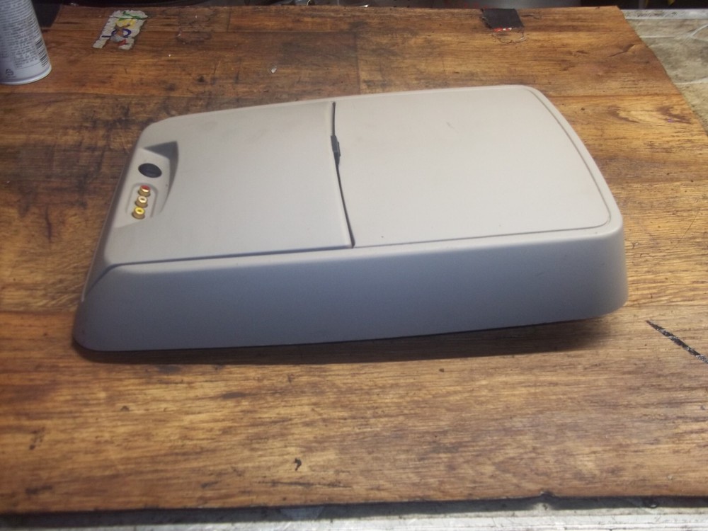 2005 DODGE DURANGO Entertainment Screen DVD Player & Display Screen Assembly OEM