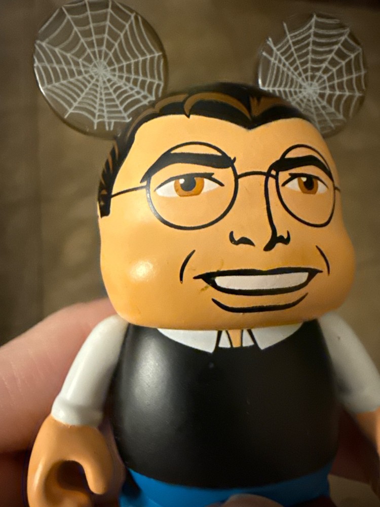 Disney 3" Vinylmation Peter Parker Variant & Common Marvel Spiderman Eachez