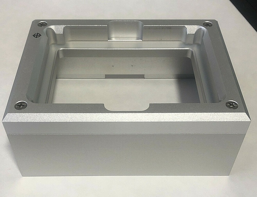Qiagen Vacuum Manifold Upper Top
