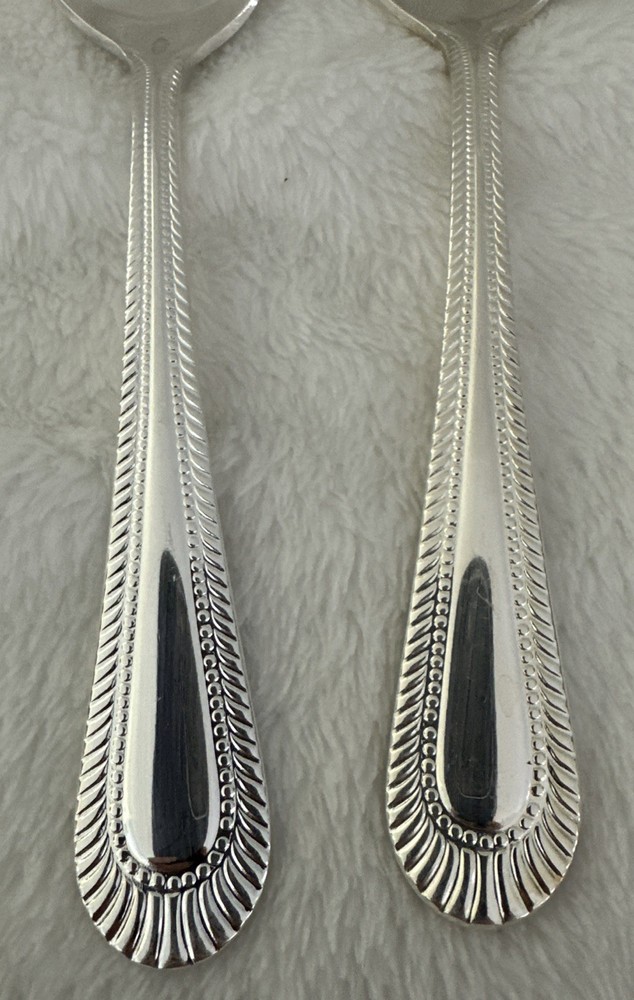 2 WALLACE Wickham Deep Silverplate Dinner Spoon Tablespoon Flatware Fan Bead 7.5