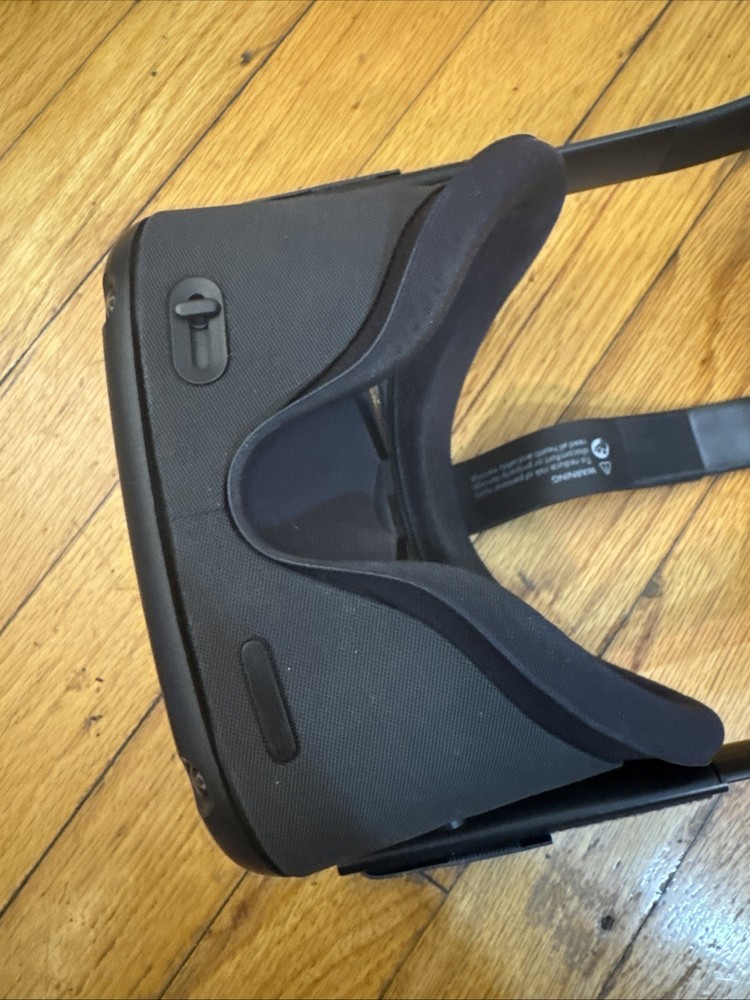 OCULUS VR HEADSET MODEL MH-B Only