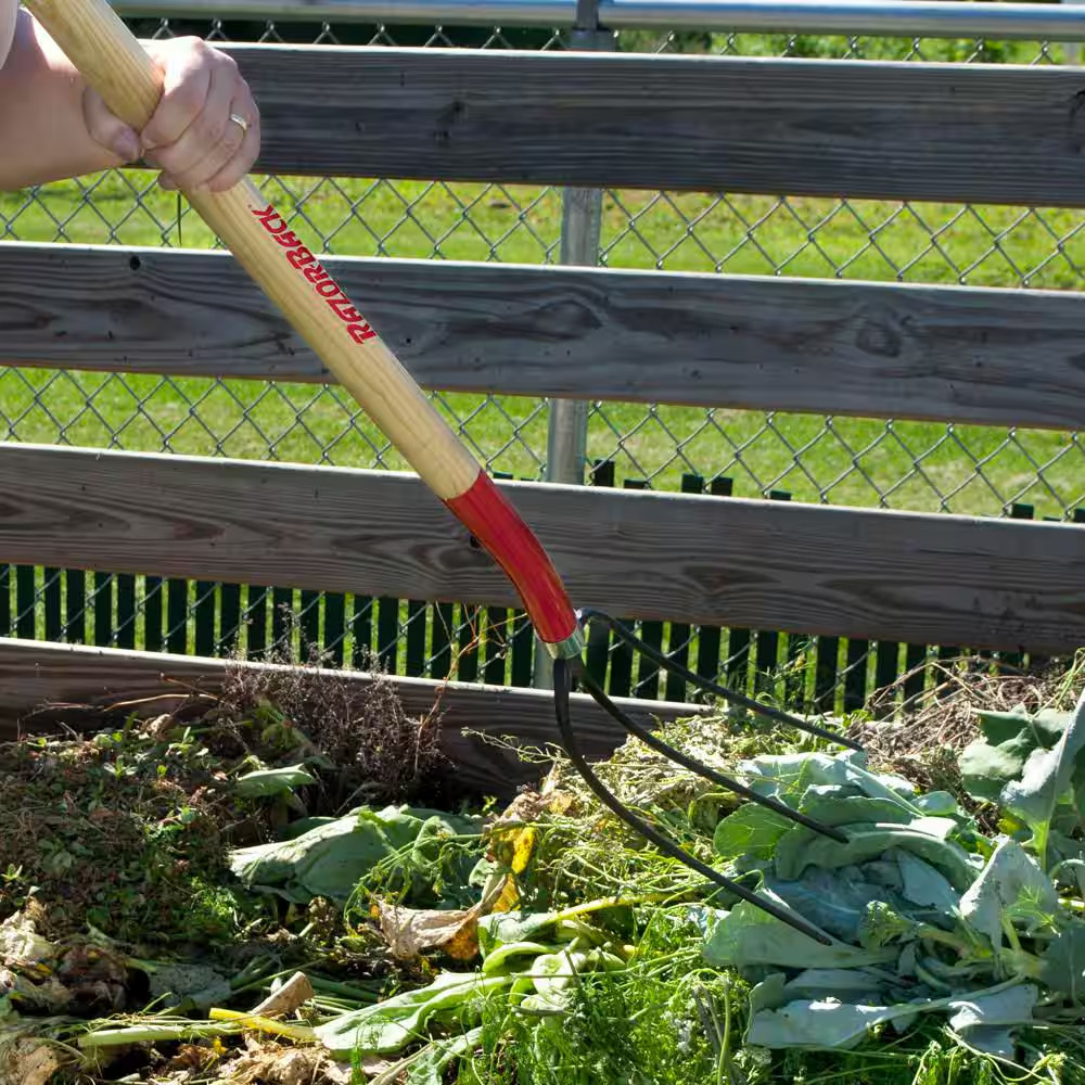 3-Oval Tine Hay Fork