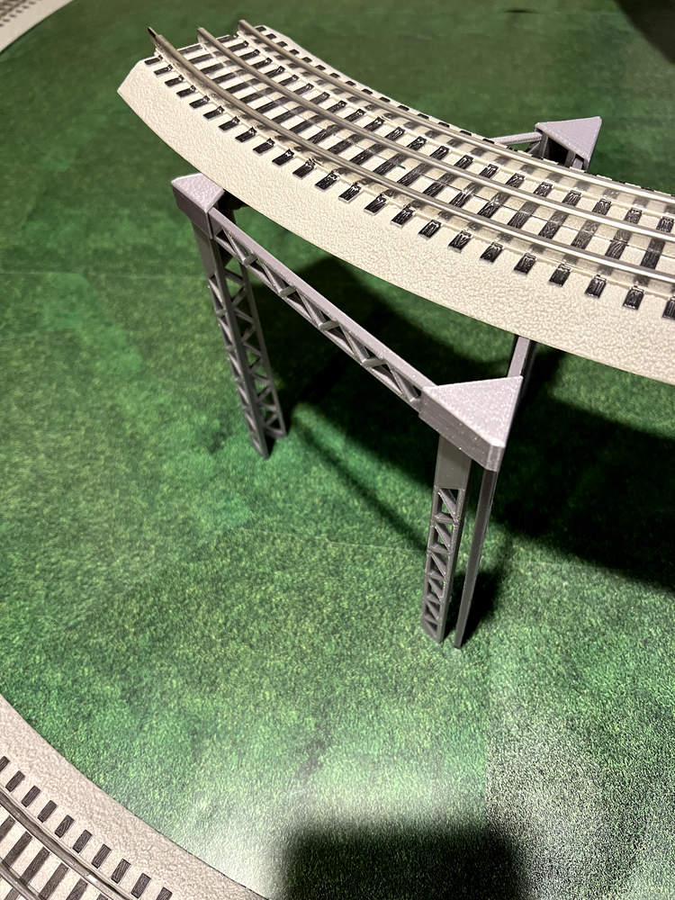 O Scale Three Sided Wide Corner Trestle Platform for Elevated Train Curves
