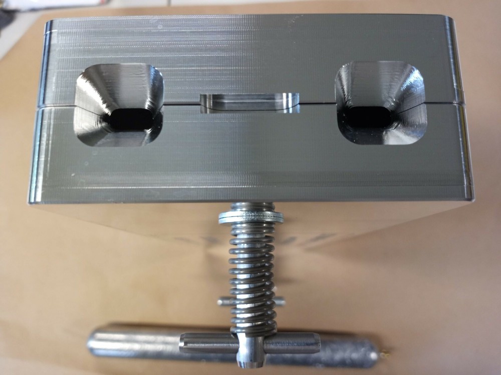 Cod Sinker / Deep Drop Weight Mold ( 2 Cavity ) 8# and 8# Aluminum CNC