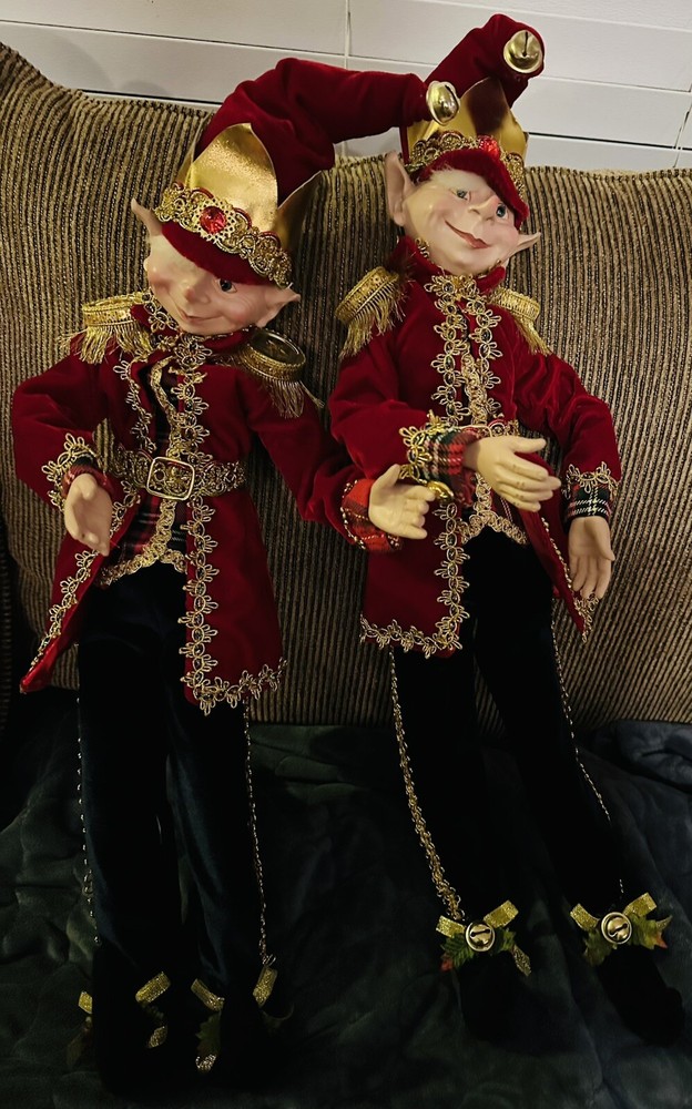 2 Raz Imports 24” Nutcracker Traditions Posable Elf 🎄