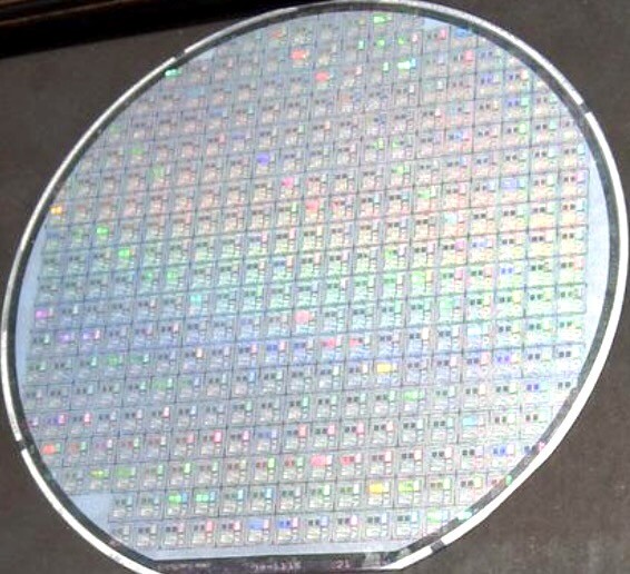 Dallas Semiconductor Microprocessor CPU Intel 8051 MCS-51 6”/150mm Wafer 87C520