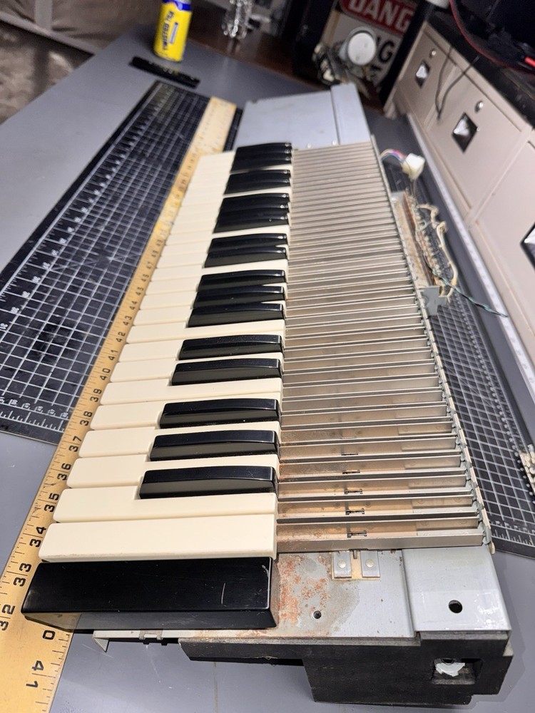 Hammond M103 Keyboard Assembly (2)