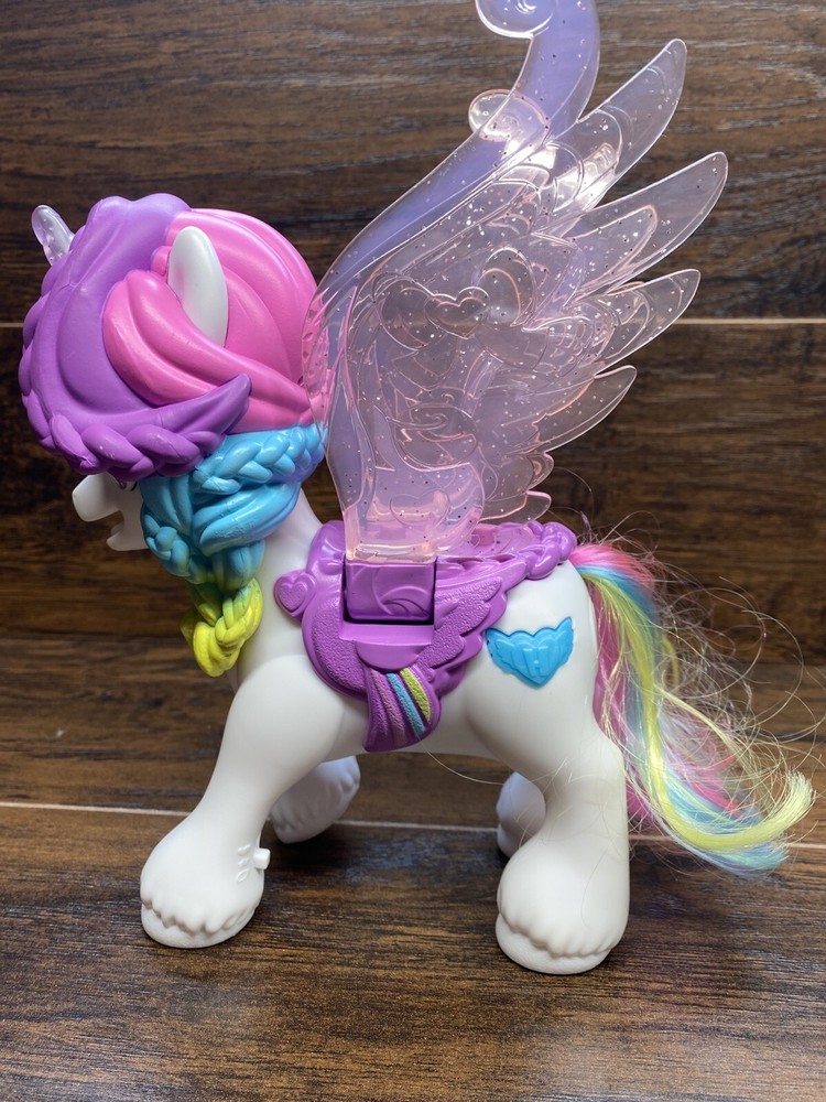 Hatchimals Interactive Unicorn Pegasus Rainbow Braids Lights Up Talks