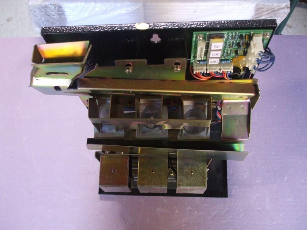 Gennesis GO127 combo vending machine coin acceptor