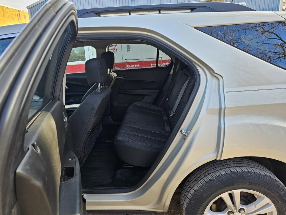 EQUINOX 2015 Headrest 2430246