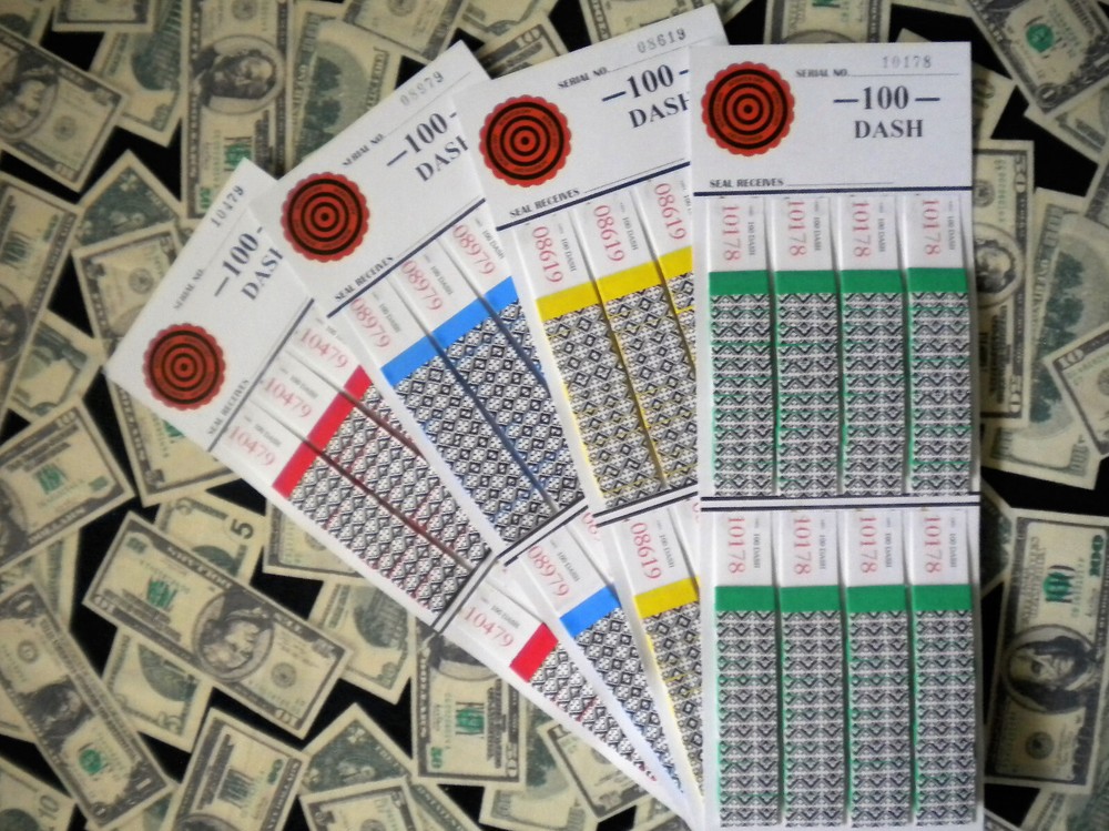 ( 1 Each ) * 100-DASH SURE TIP BOARD {0-0 / 9-9} SPORT SCORE Pull Tab Jar Ticket